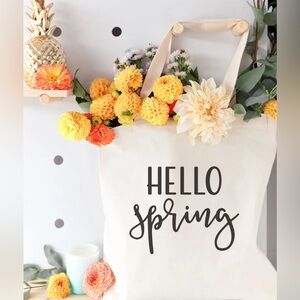 🎄🌼👙🎃MYSTERY TOTE 🎄🌼👙🎃